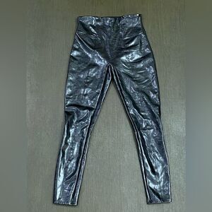 Spanx Black Faux Patent Leather Shiny Skinny Pants/Leggings Size M